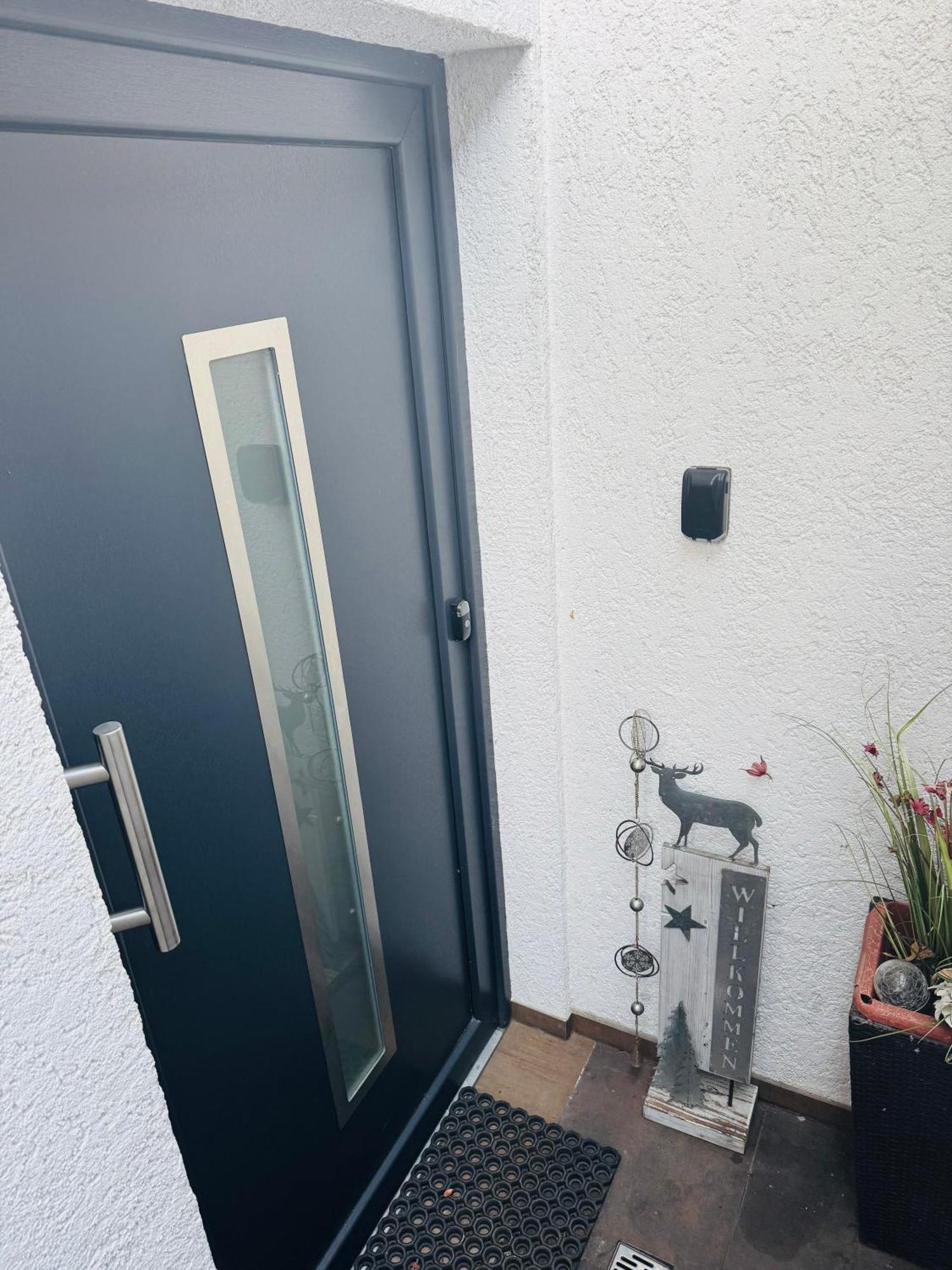 Wohnung Mit Charme, Netflix ラインシュテッテン エクステリア 写真