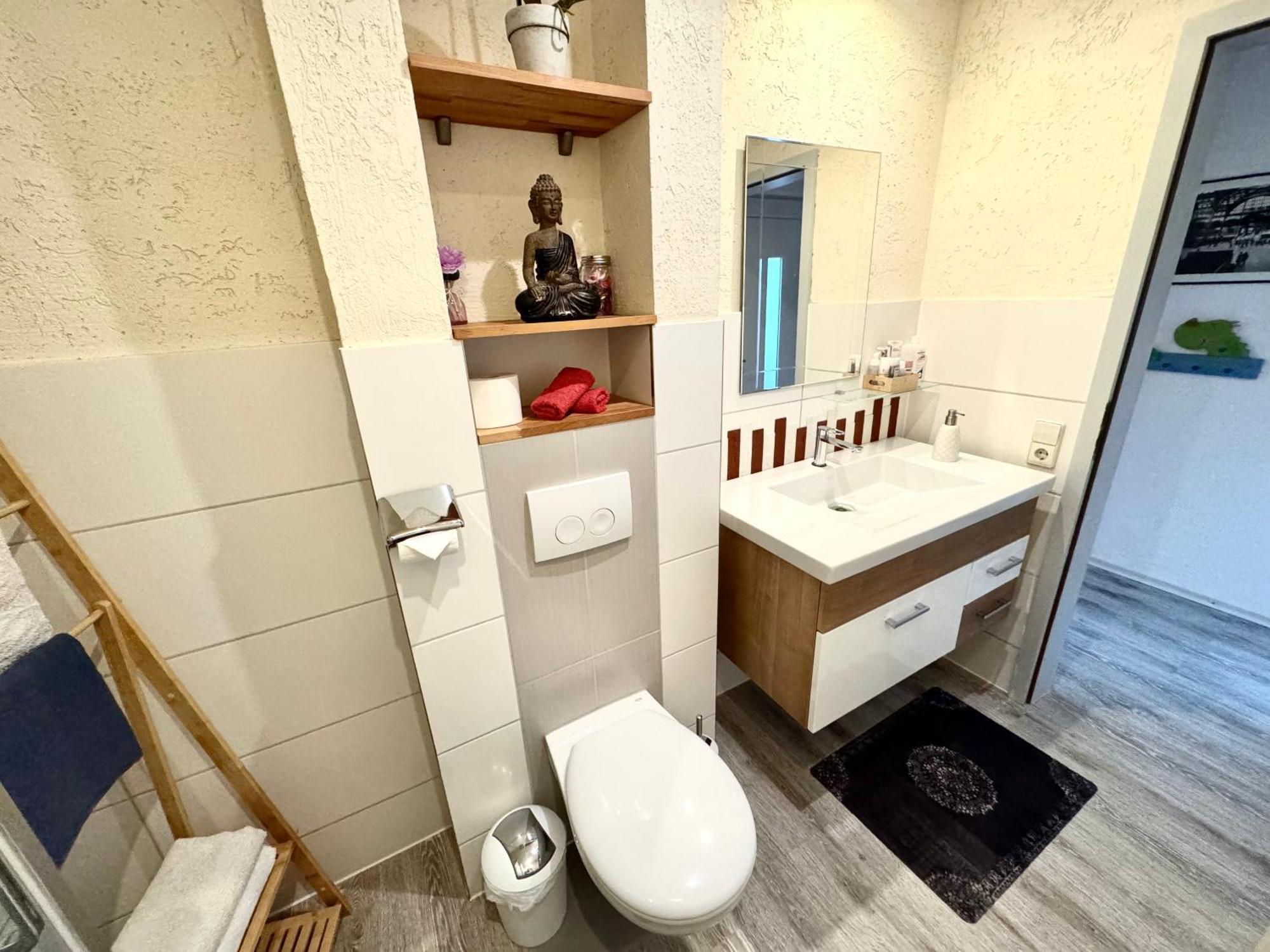 Wohnung Mit Charme, Netflix ラインシュテッテン エクステリア 写真